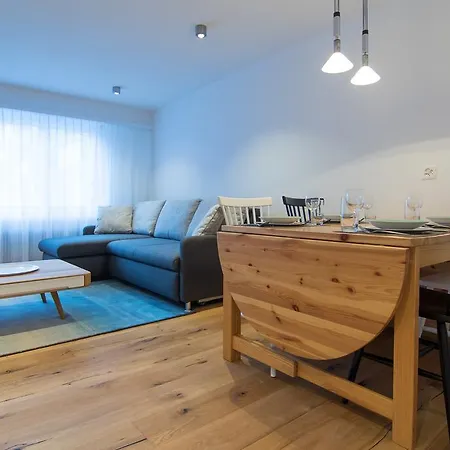 Colibri U Apartment *